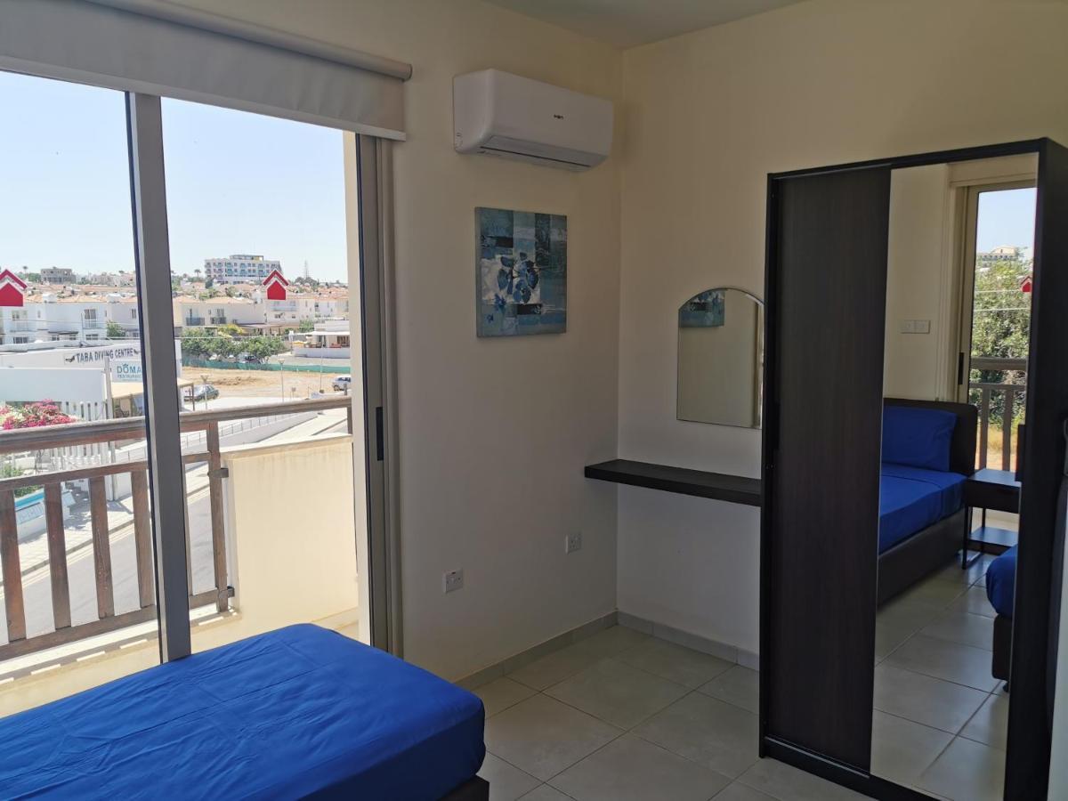 Sea View Apartment Protaras Dış mekan fotoğraf