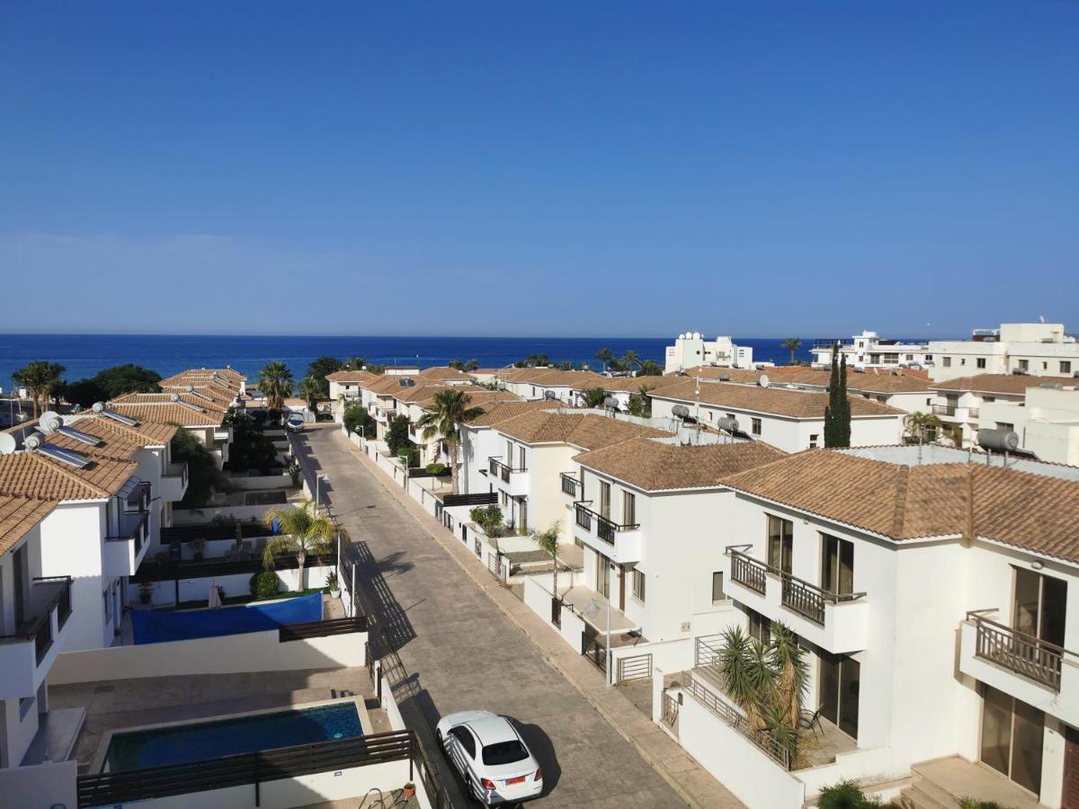Sea View Apartment Protaras Dış mekan fotoğraf