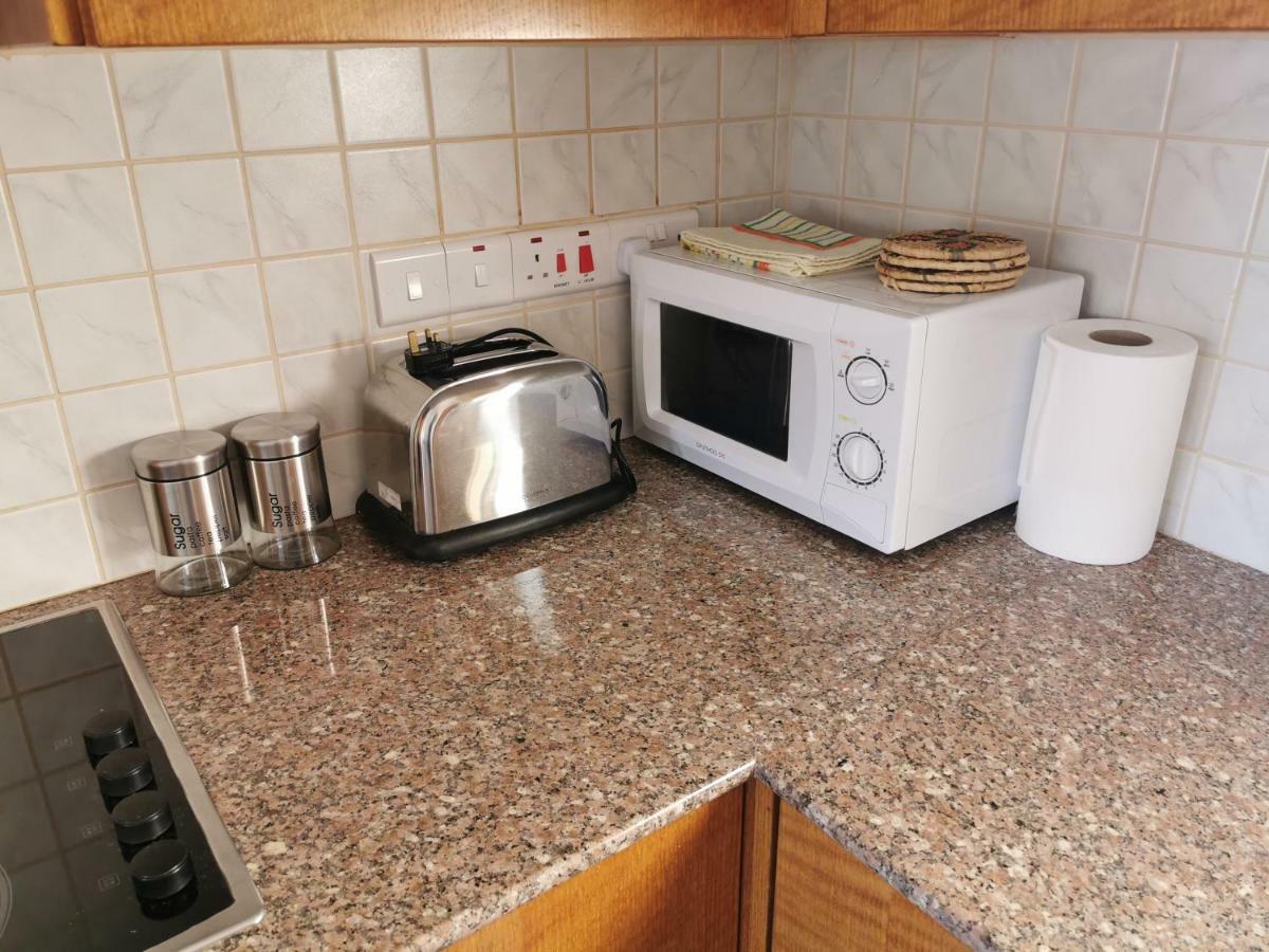Sea View Apartment Protaras Dış mekan fotoğraf