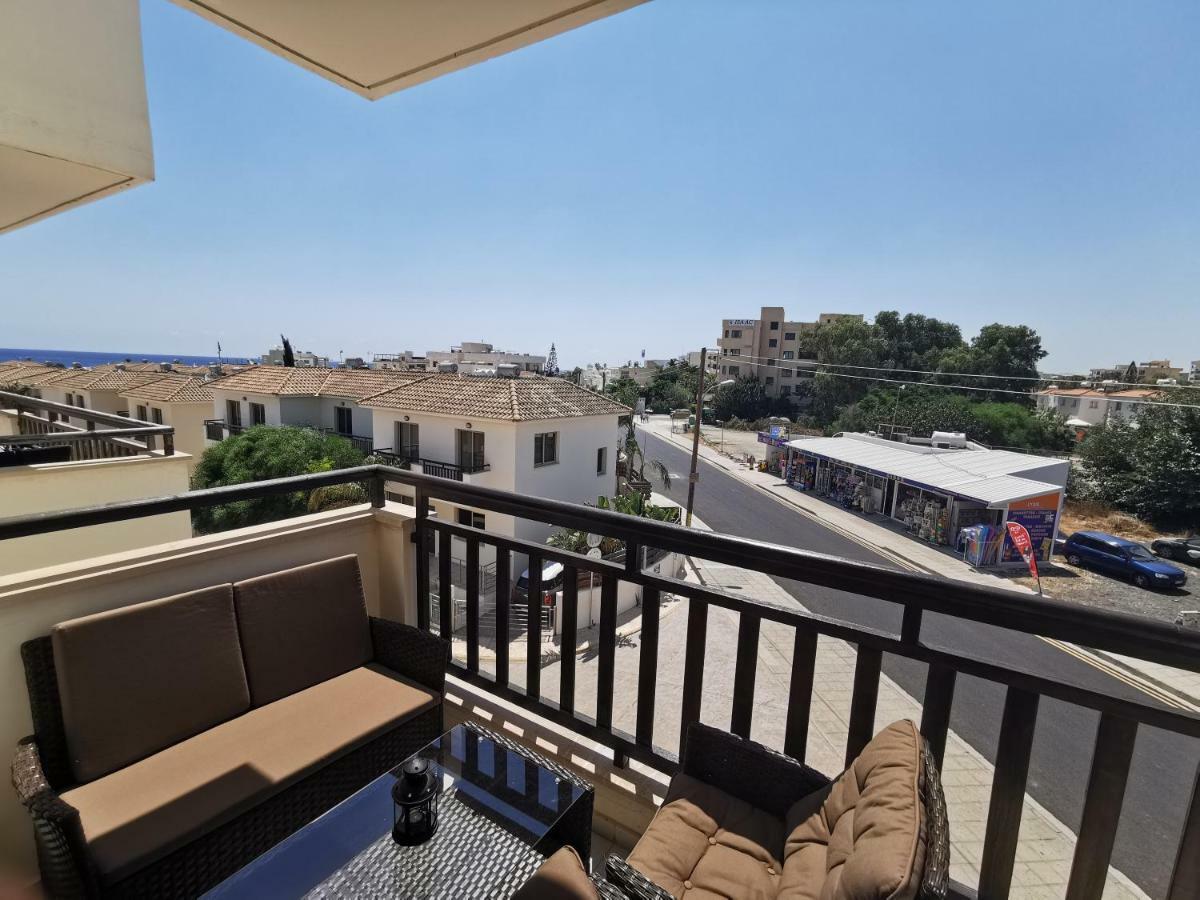 Sea View Apartment Protaras Dış mekan fotoğraf