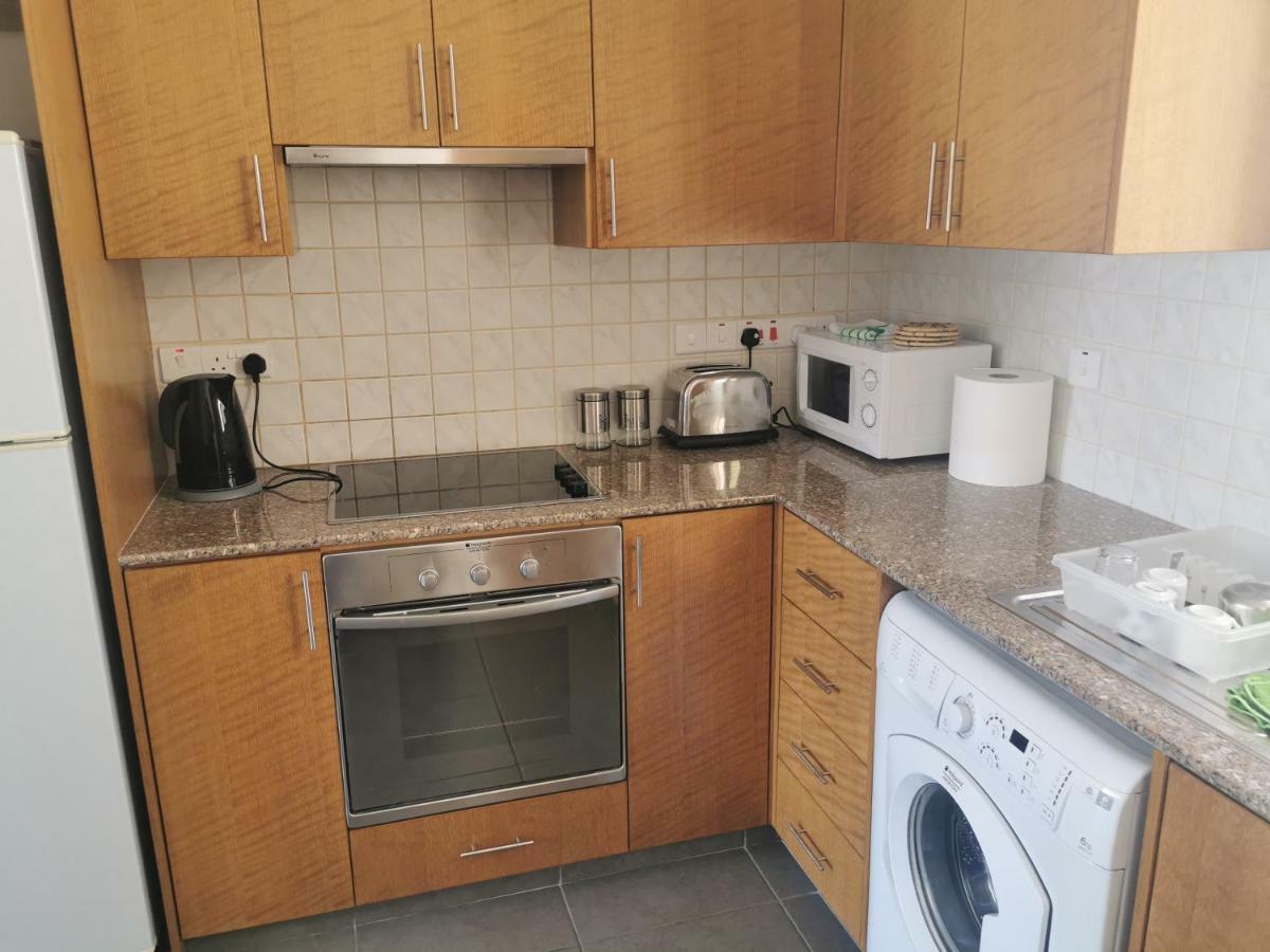 Sea View Apartment Protaras Dış mekan fotoğraf
