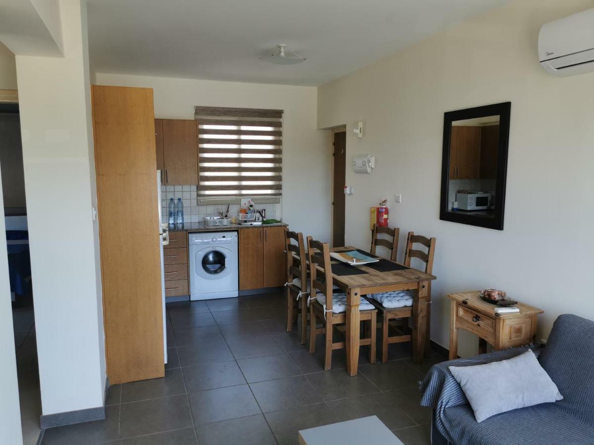 Sea View Apartment Protaras Dış mekan fotoğraf