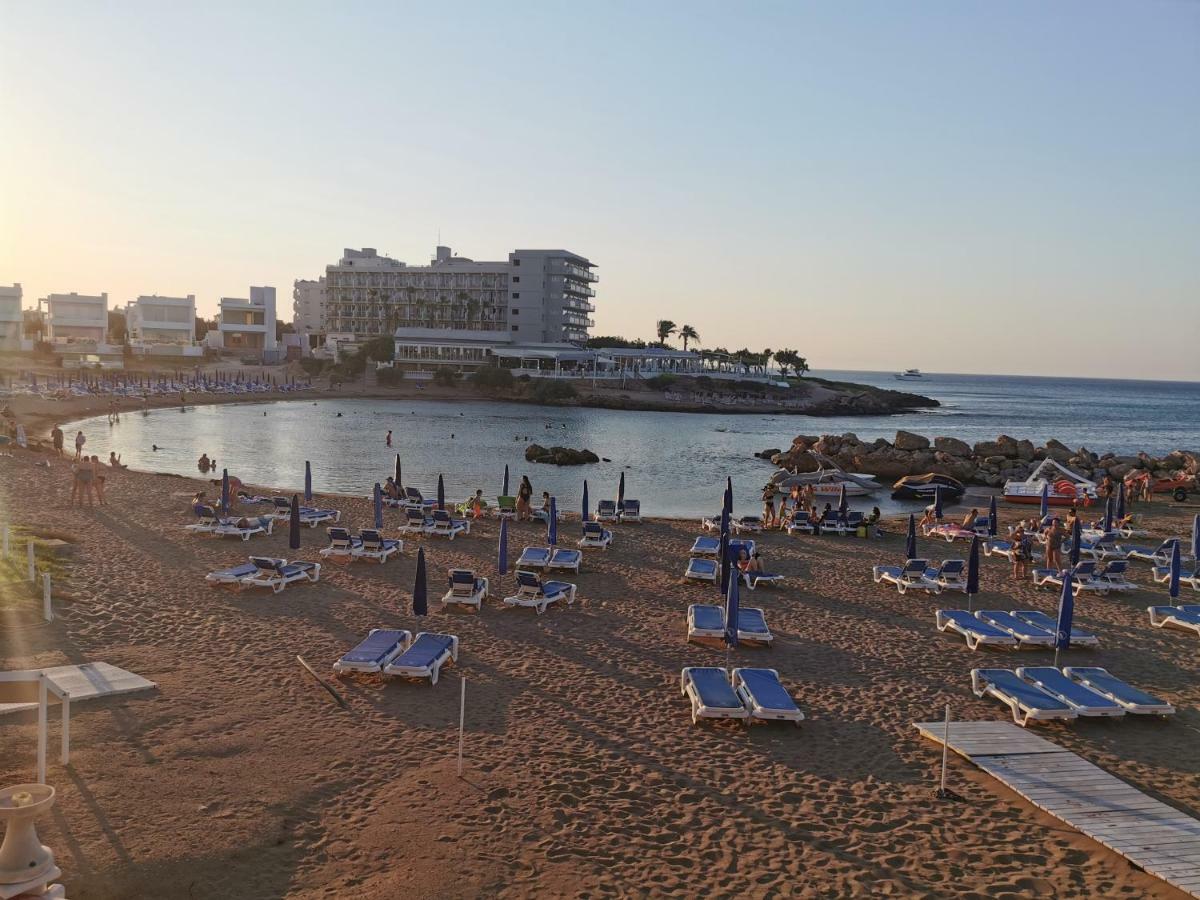 Sea View Apartment Protaras Dış mekan fotoğraf