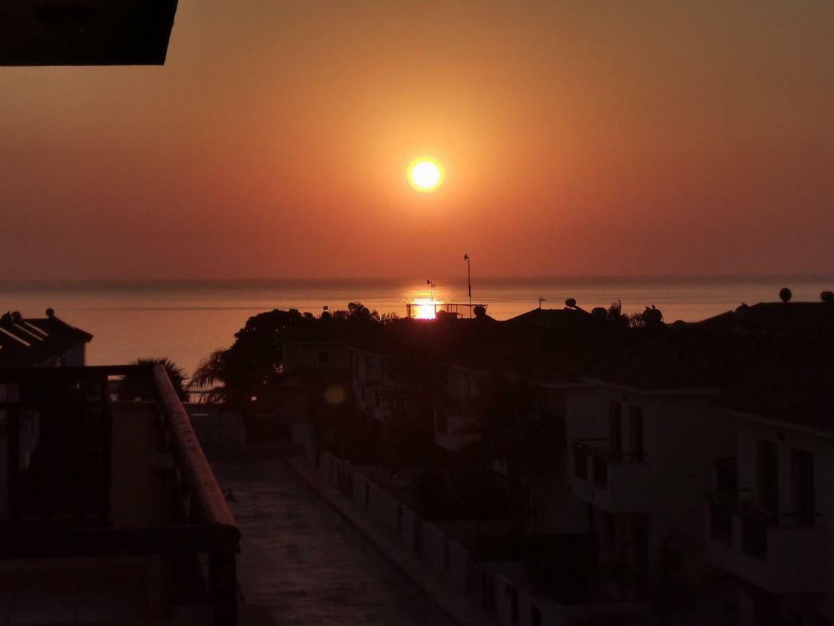 Sea View Apartment Protaras Dış mekan fotoğraf